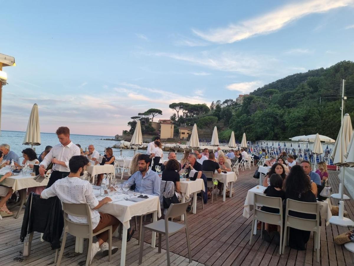 Sun Sea Relax Luni Exterior foto